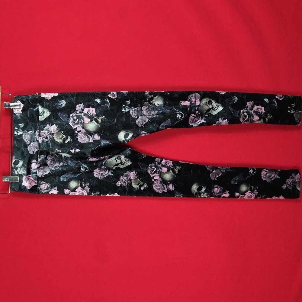 KILLSTAR Hematite Skull Velvet Leggings Size Small Bats Roses Goth Gothic - Picture 7 of 10